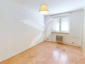 Pronájem bytu 2+1, Plzeň, Brožíkova, 60 m2