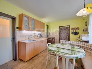 Prodej rodinného domu, Horní Jelení - Dolní Jelení, 100 m2