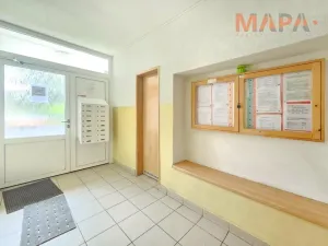 Prodej bytu 3+1, Klášterec nad Ohří, Školní, 63 m2
