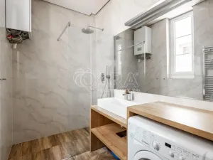 Pronájem bytu 4+1, Praha - Nové Město, Mikulandská, 84 m2