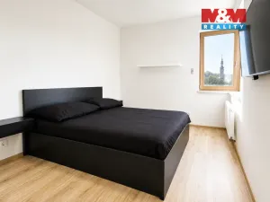 Pronájem bytu 2+kk, Oslavany, náměstí 13. prosince, 50 m2