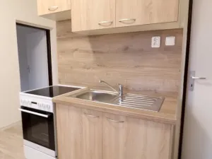 Pronájem bytu 1+1, Hradec Králové - Nový Hradec Králové, Hlavní, 25 m2