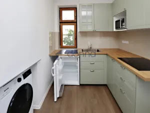 Pronájem bytu 1+1, Praha, Hošťálkova, 34 m2