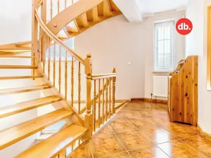 Prodej rodinného domu, Karlovy Vary, Krokova, 280 m2