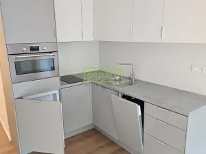 Pronájem bytu 1+kk, Praha, Pakoměřická, 27 m2