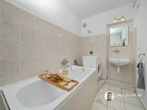 Prodej rodinného domu, Tetín, 130 m2