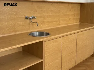 Prodej bytu 3+kk, Karlovy Vary, Zámecký vrch, 72 m2