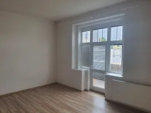 Pronájem bytu 2+1, Teplice, Doubravská, 72 m2