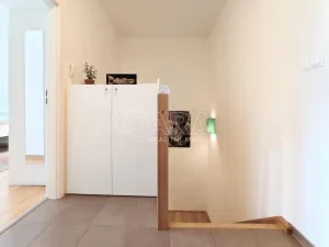 Pronájem bytu 3+kk, Praha - Břevnov, Ve Střešovičkách, 81 m2