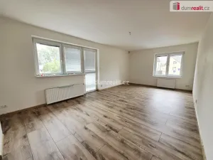 Pronájem bytu 3+kk, Praha - Horní Počernice, Bártlova, 98 m2