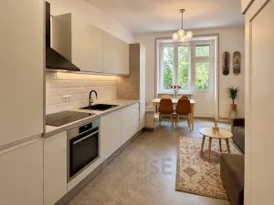Prodej bytu 2+kk, Praha - Vršovice, Sportovní, 44 m2