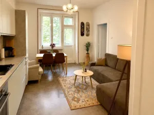 Prodej bytu 2+kk, Praha - Vršovice, Sportovní, 44 m2