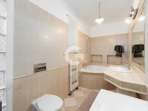Prodej rodinného domu, Zlín - Prštné, L. Váchy, 200 m2