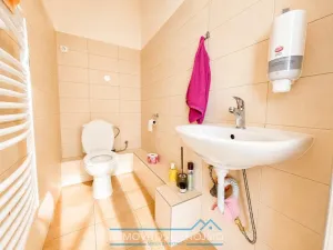 Pronájem kanceláře, Znojmo, Horní náměstí, 96 m2