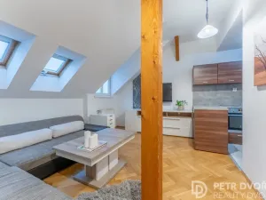 Prodej bytu 2+kk, Praha - Žižkov, Orebitská, 35 m2