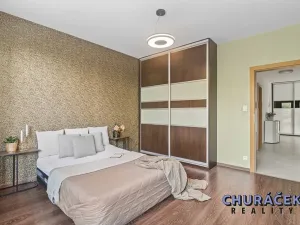Prodej bytu 3+kk, Praha - Hrdlořezy, V třešňovce, 287 m2