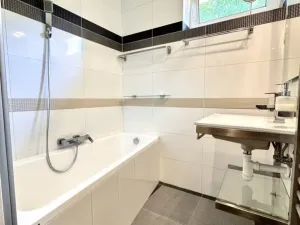 Prodej bytu 3+1, Ústí nad Labem, Bratří Čapků, 65 m2