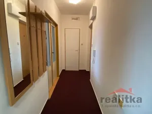 Pronájem bytu 1+1, Opava - Kylešovice, Bílovecká, 38 m2