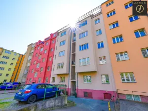 Pronájem bytu 1+kk, Praha - Košíře, Vrchlického, 26 m2