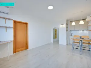 Pronájem bytu 2+kk, Olomouc - Holice, U cukrovaru, 37 m2