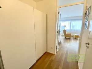 Pronájem bytu 1+kk, Řevnice, Pod Lipami, 44 m2