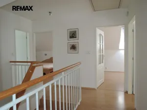 Pronájem rodinného domu, Hostivice, Řehníkova, 150 m2