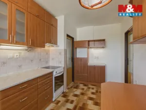 Prodej bytu 3+1, Slavětín, Nádražní, 64 m2