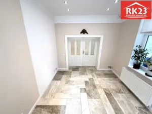 Pronájem obchodního prostoru, Mariánské Lázně, Tyršova, 58 m2