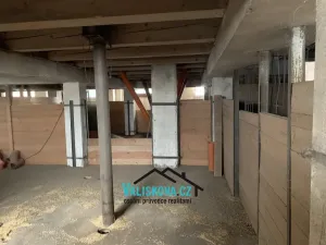 Prodej zemědělského objektu, Zborovice, 2600 m2