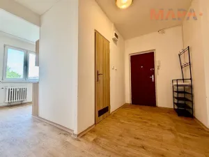 Prodej bytu 2+1, Kadaň, Chomutovská, 56 m2