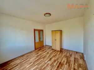 Pronájem bytu 2+1, Kadaň, Chomutovská, 56 m2