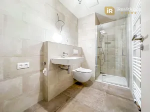 Pronájem bytu 2+kk, Praha - Černý Most, Arnošta Valenty, 35 m2