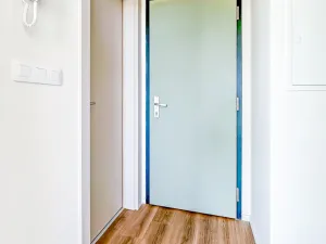 Pronájem bytu 2+kk, Praha - Černý Most, Arnošta Valenty, 35 m2