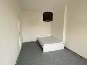 Pronájem bytu 3+1, Pardubice, náměstí Čs. legií, 96 m2