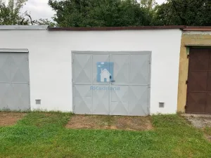 Pronájem garáže, Praha - Běchovice, 26 m2