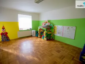 Pronájem komerční nemovitosti, Hradec Králové, Srdínkova, 186 m2