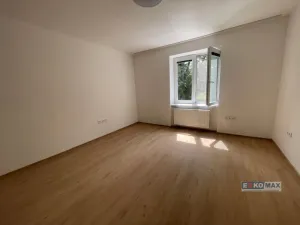 Pronájem bytu 2+1, Břeclav, Smetanovo nábřeží, 56 m2