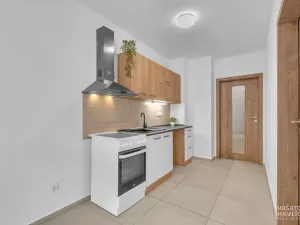 Pronájem bytu 2+kk, Přelouč, Štítného, 49 m2