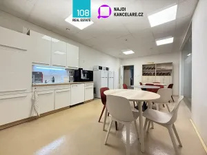 Pronájem kanceláře, Praha - Holešovice, Dělnická, 947 m2