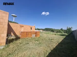 Prodej pozemku pro bydlení, Strachotice, 827 m2