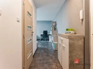 Pronájem bytu 2+kk, Pardubice - Polabiny, kpt. Bartoše, 45 m2