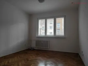 Pronájem bytu 2+1, Zlín - Malenovice, Chelčického, 57 m2