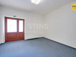 Pronájem obchodního prostoru, Zlín, třída Tomáše Bati, 69 m2