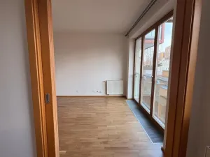 Pronájem bytu 2+kk, Praha - Košíře, Beníškové, 42 m2