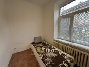 Pronájem bytu 3+1, Brno, 40 m2