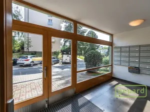 Pronájem bytu 3+kk, Praha, Nehvizdská, 69 m2