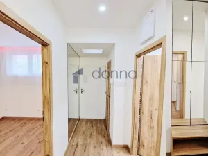 Pronájem bytu 2+kk, Praha, Humpolecká, 43 m2