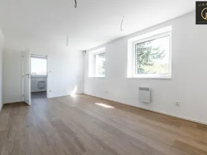 Prodej bytu 1+kk, Kladno, Dvorská, 37 m2