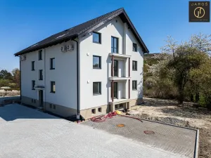 Prodej bytu 2+kk, Kladno, Dvorská, 37 m2