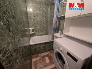 Pronájem bytu 1+kk, Slaný, Na Dolíkách, 33 m2